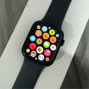 Apple Watch Series 7 45mm GPS